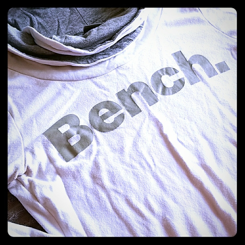 BENCH.